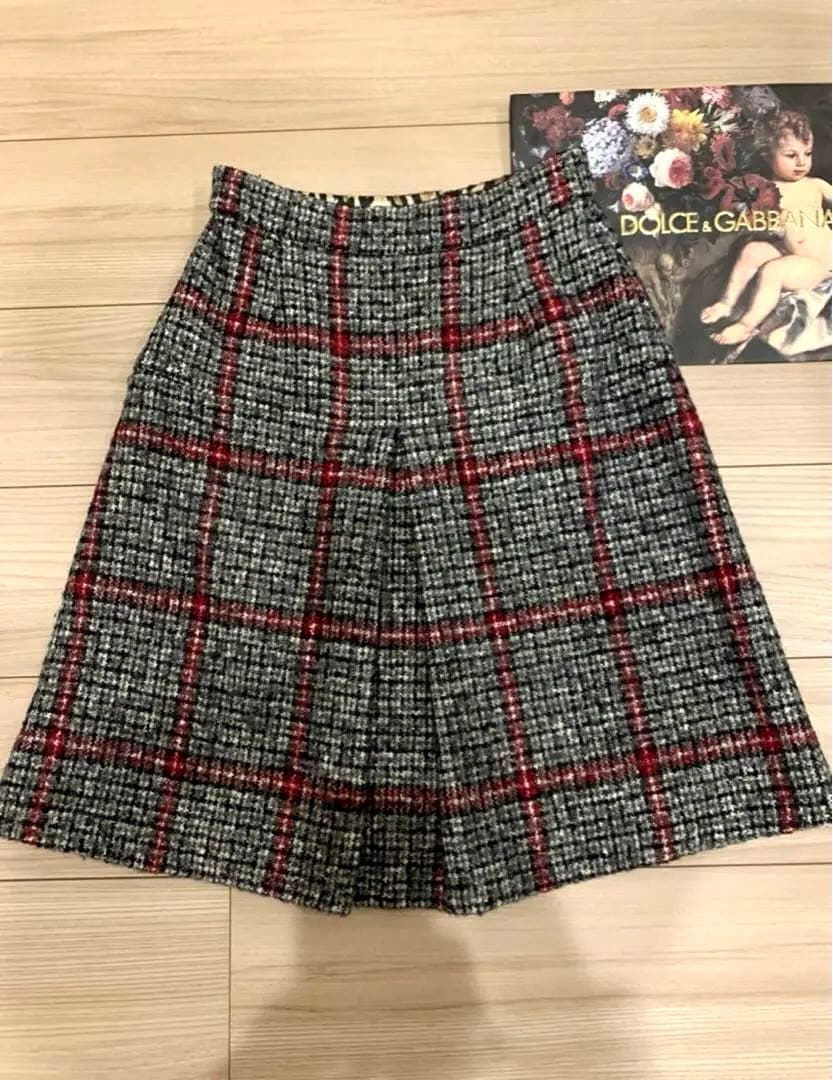 ドルチェ＆ガッバーナ　直営店購入　ツイードスカート　美品　レディース