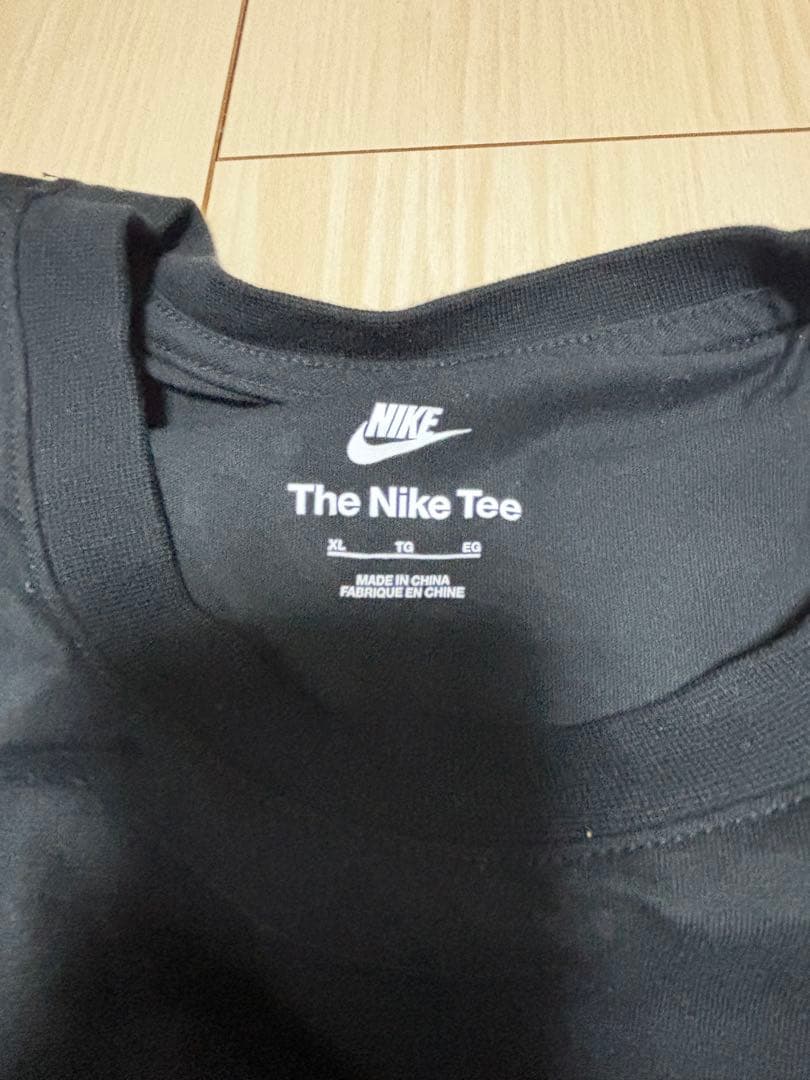 NIKE New Jeansコラボ Tシャツ ビッグプリント バニーズ XL