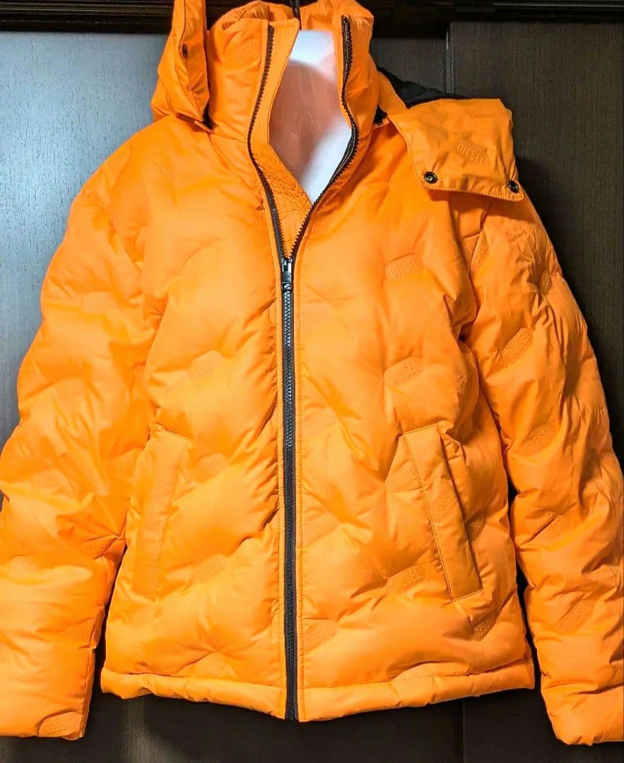 【新品同様】DIESEL オレンジ ダウンジャケット