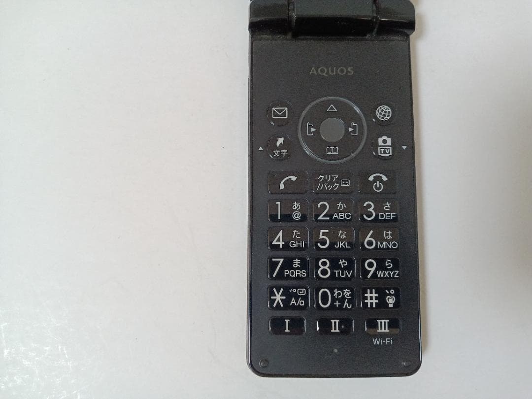 ☆ Y!mobile AQUOS ケータイ3 806SH ブラック