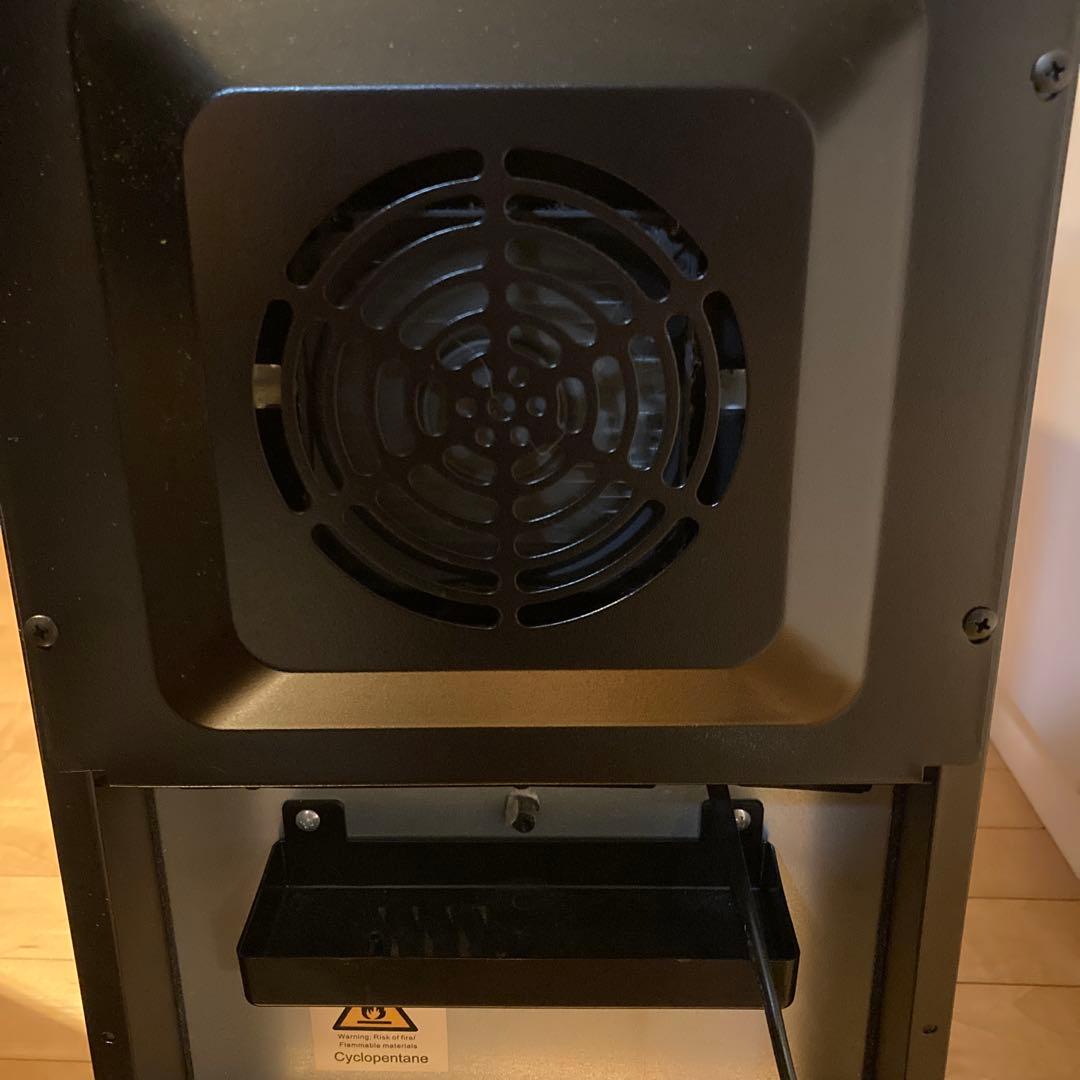 WIE ワインセラー　12本　グラスホルダー付き