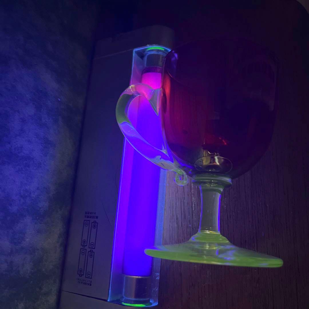 骨董　時代ガラス　希少　金赤ガラス　取手付き　アイスクリームコップ　ウラン