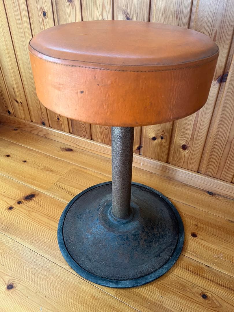 【アンティーク】回転式　丸椅子 スツール シャビー 昭和レトロ
