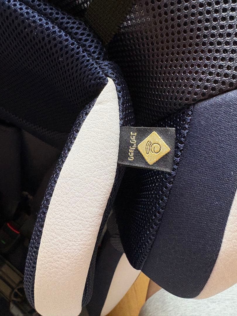 【洗濯済】コンビ　ジョイトリップ　エッグショック　チャイルドシート