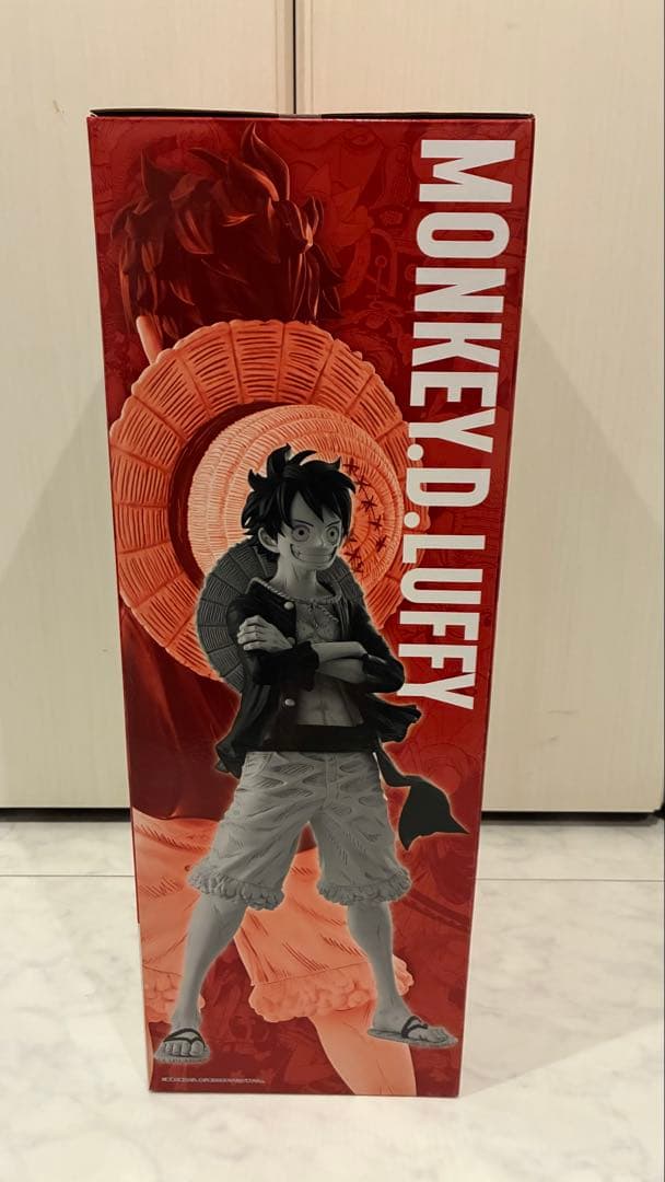 ワンピースベースショップ 1番くじ ルフィ フィギュア コミックスカラー