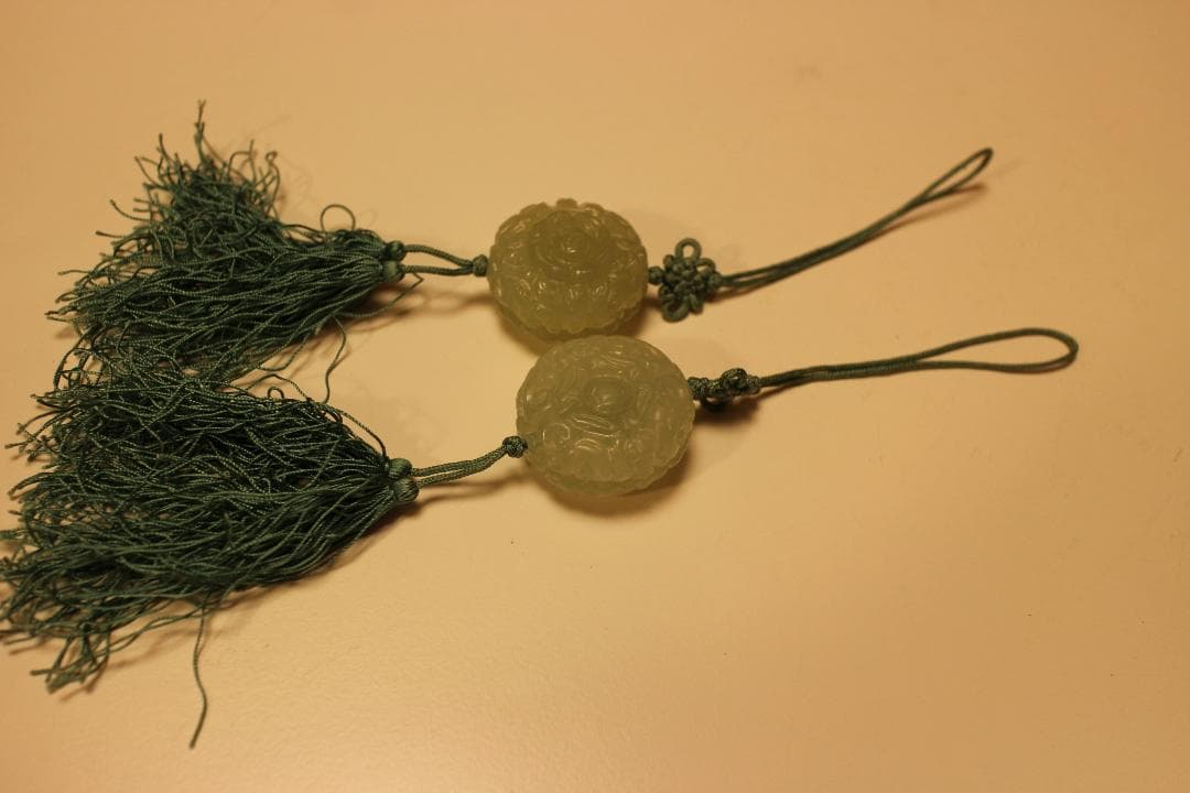 時代青い房飾り付き玉石製ペンダント2点　唐物掛軸茶道具古美術中国