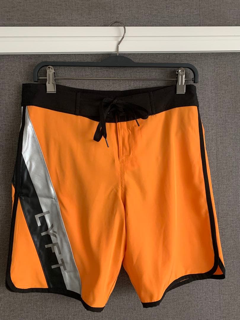 LYFT ステージショーツ オレンジ Mサイズ