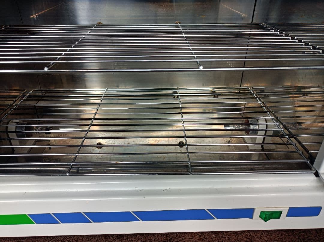 理容機器　　消毒器（２灯仕様）再生品