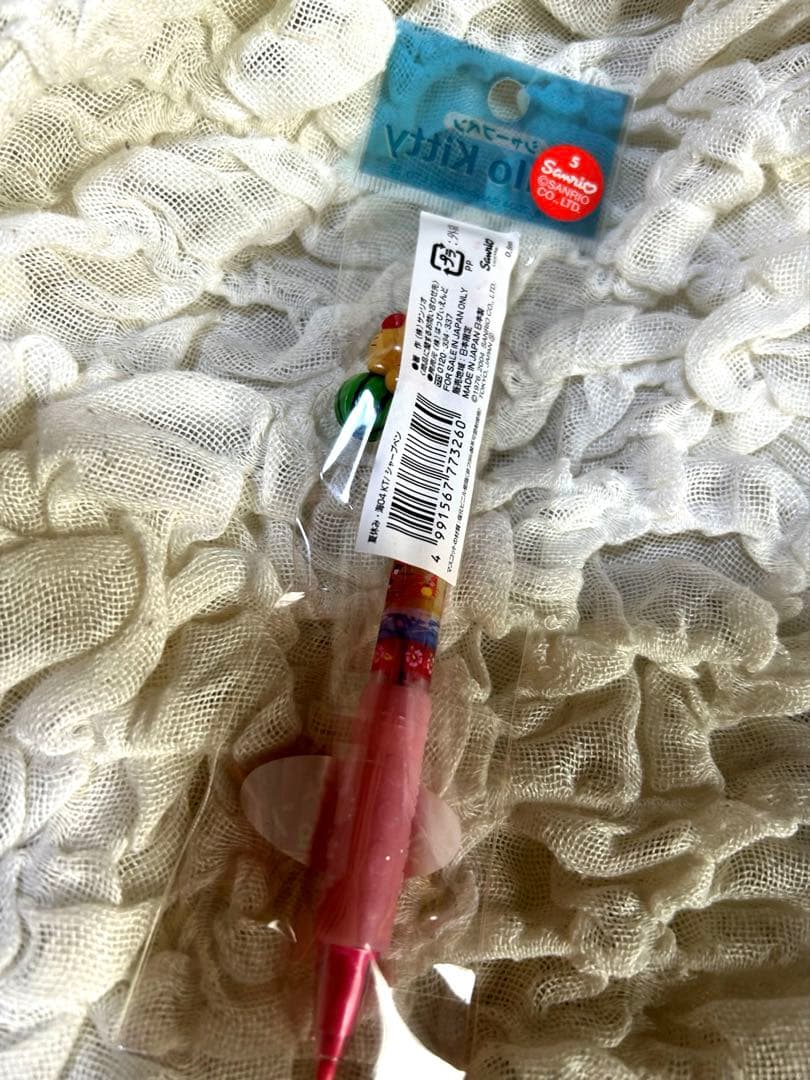 ハローキティ夏休み海バージョン 日焼けキティ シャープペンシル