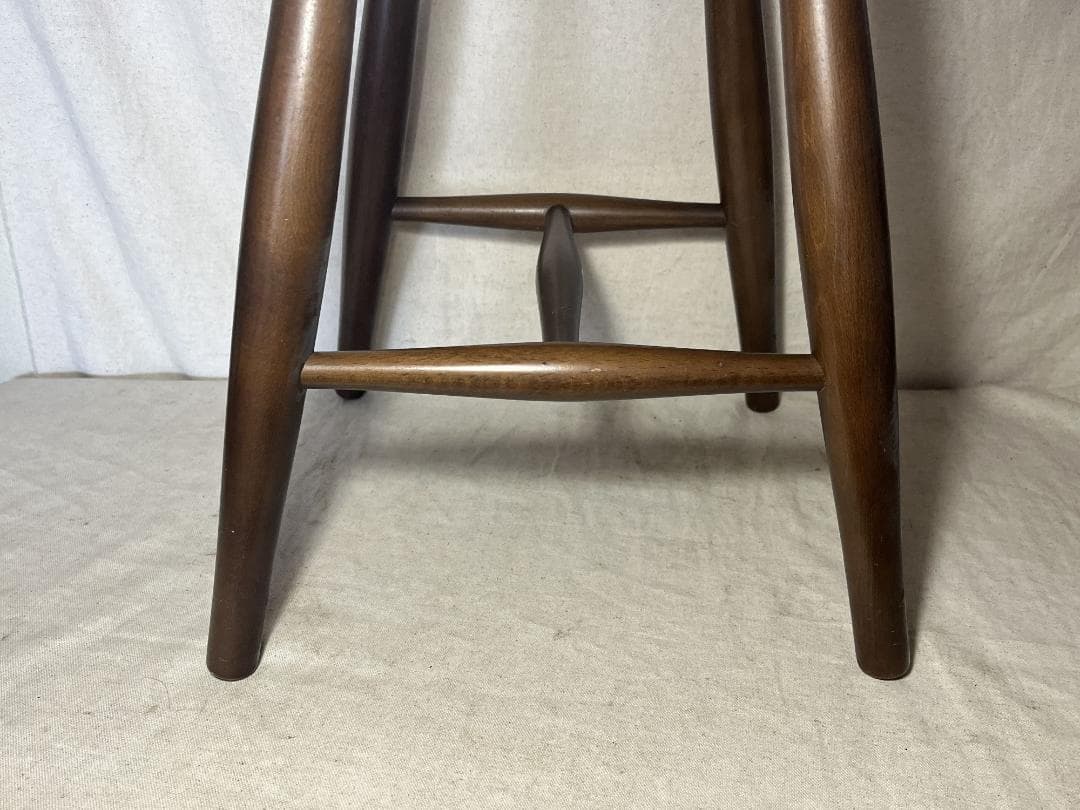 美品！【飛騨産業】 キツツキマーク 持ち手付きスツール高さ約42㎝