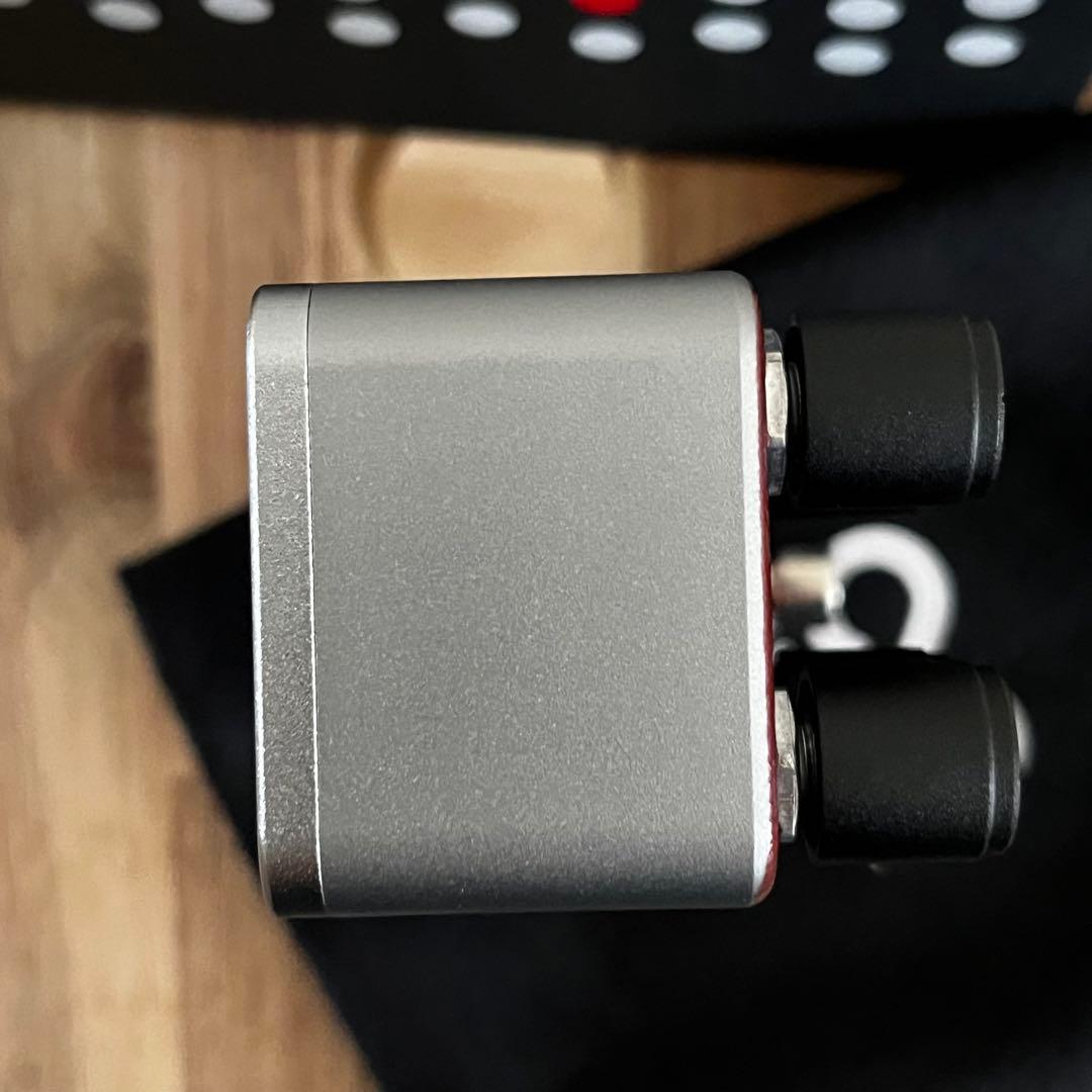 ギター One Control Strawberry Red Overdrive RC