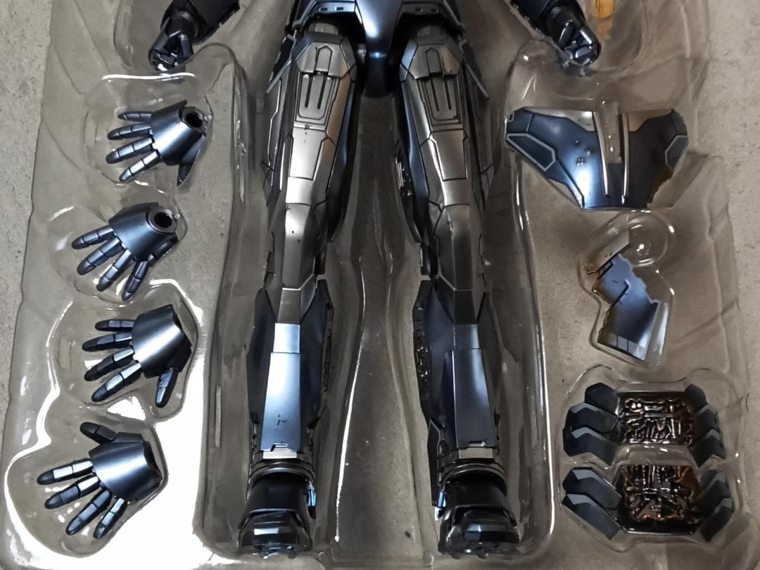 ホットトイズ アイアンマン マーク40 ショットガン