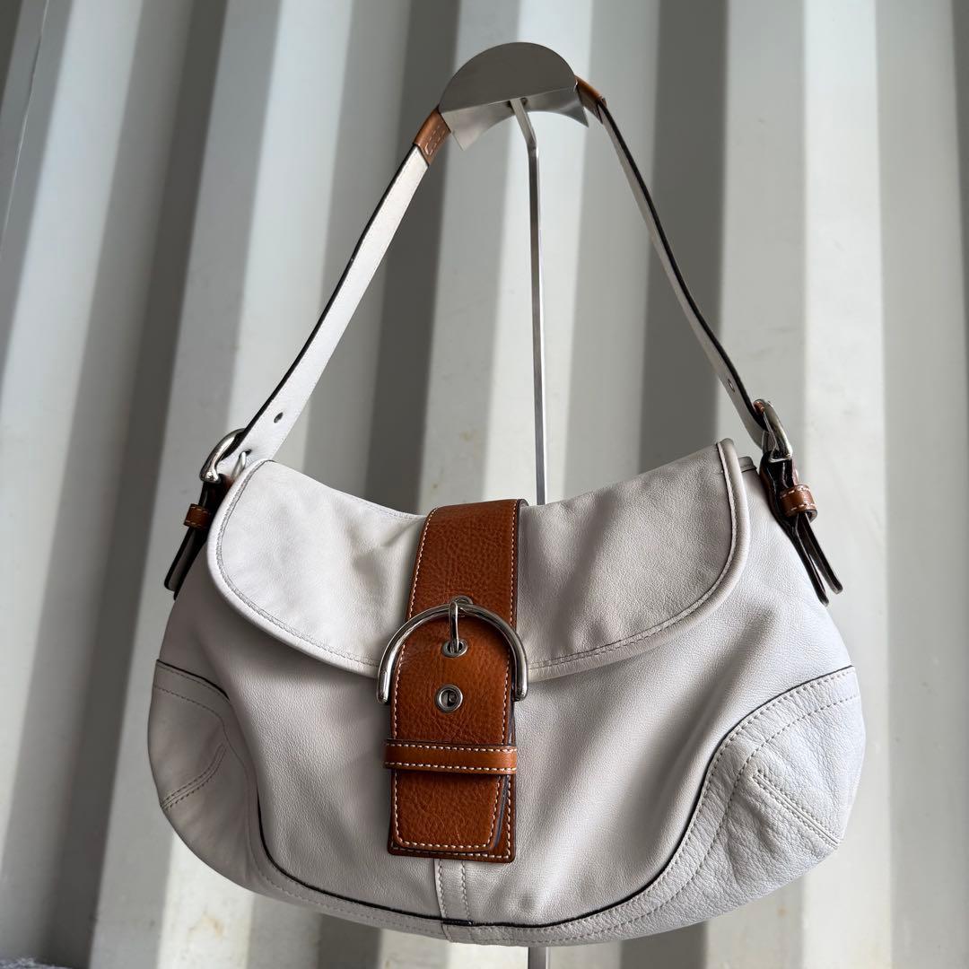 K67希少色✨ コーチ ソーホー ワンショルダー ホーボー シグネチャー