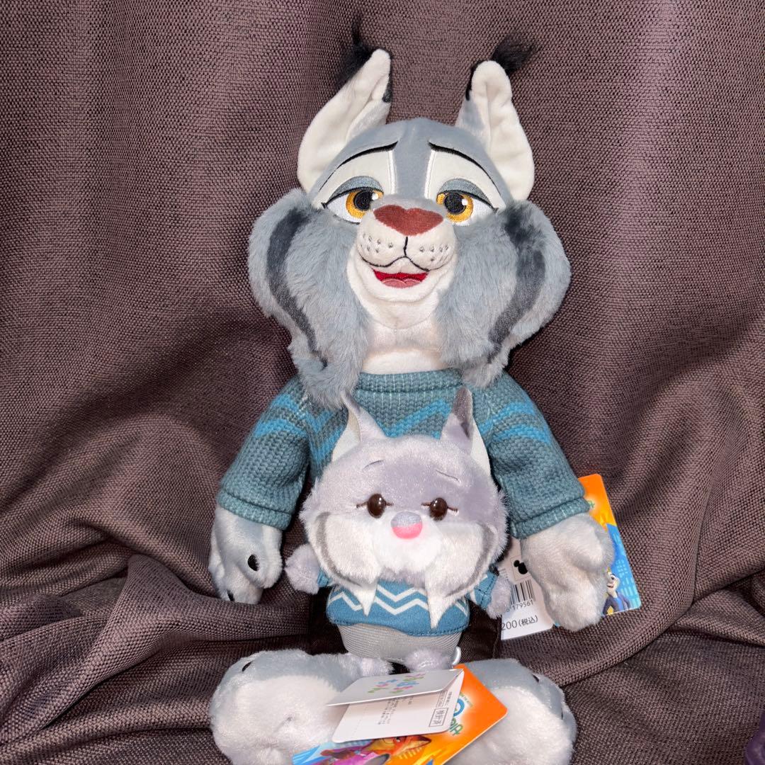 ディズニー　ズートピア2 パウバート　ぬいぐるみ　山田涼介