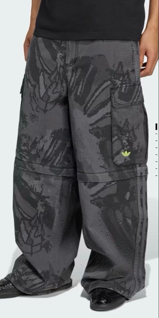 adidasジップオフ・カーゴ・パンツ
