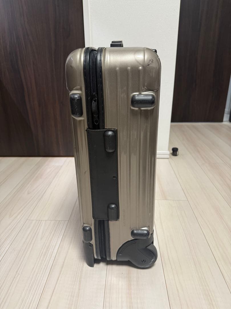 RIMOWA サルサ 35L 2輪 機内持ちサイズ