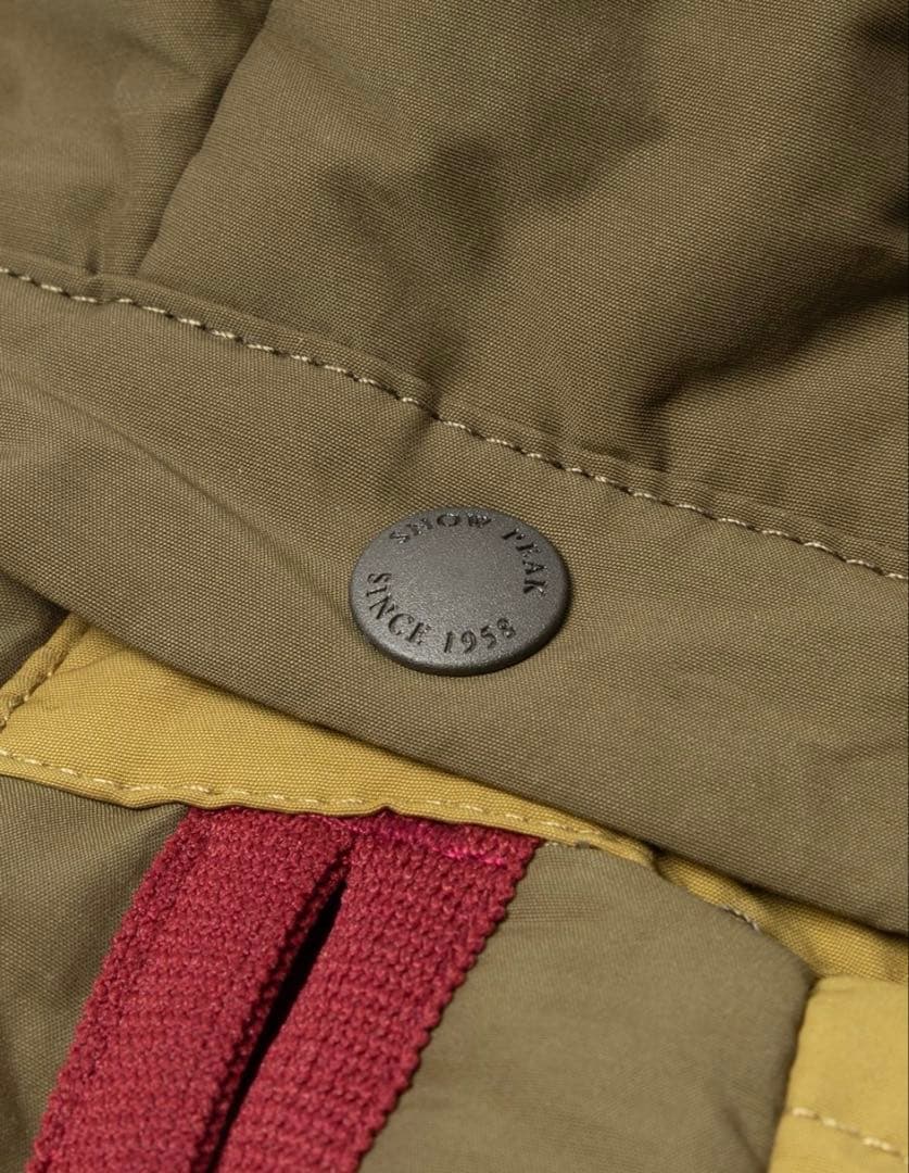  peak AmenityDome 犬用ダウンジャケット 中型犬用　4L