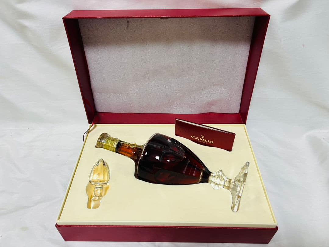 カミュ ミシェル　ロイヤル　バカラ クリスタル　替栓・冊子・化粧箱付き！未開封