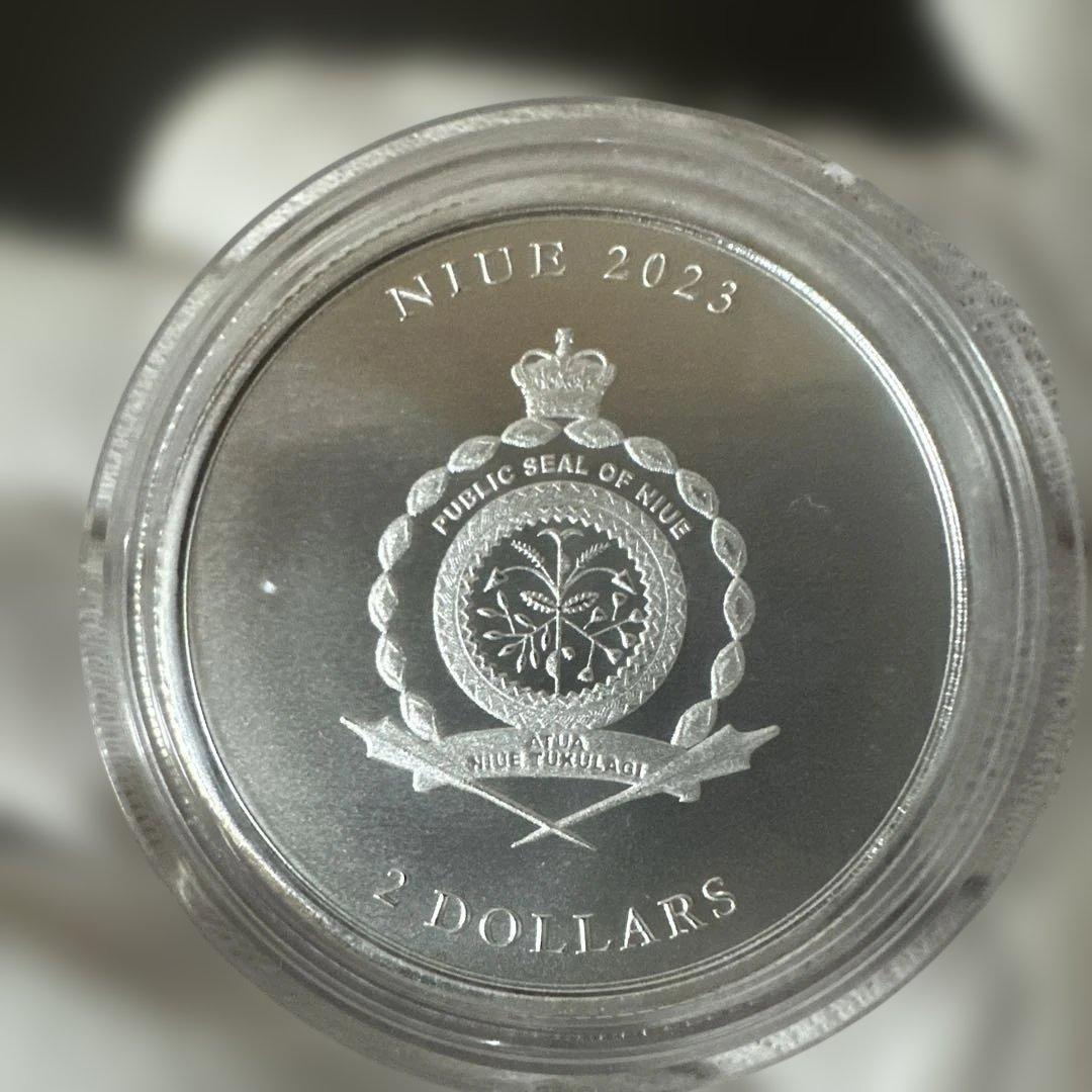 2023年 ニウエ「均衡・イクイリブリアム」純銀 1オンス 銀貨