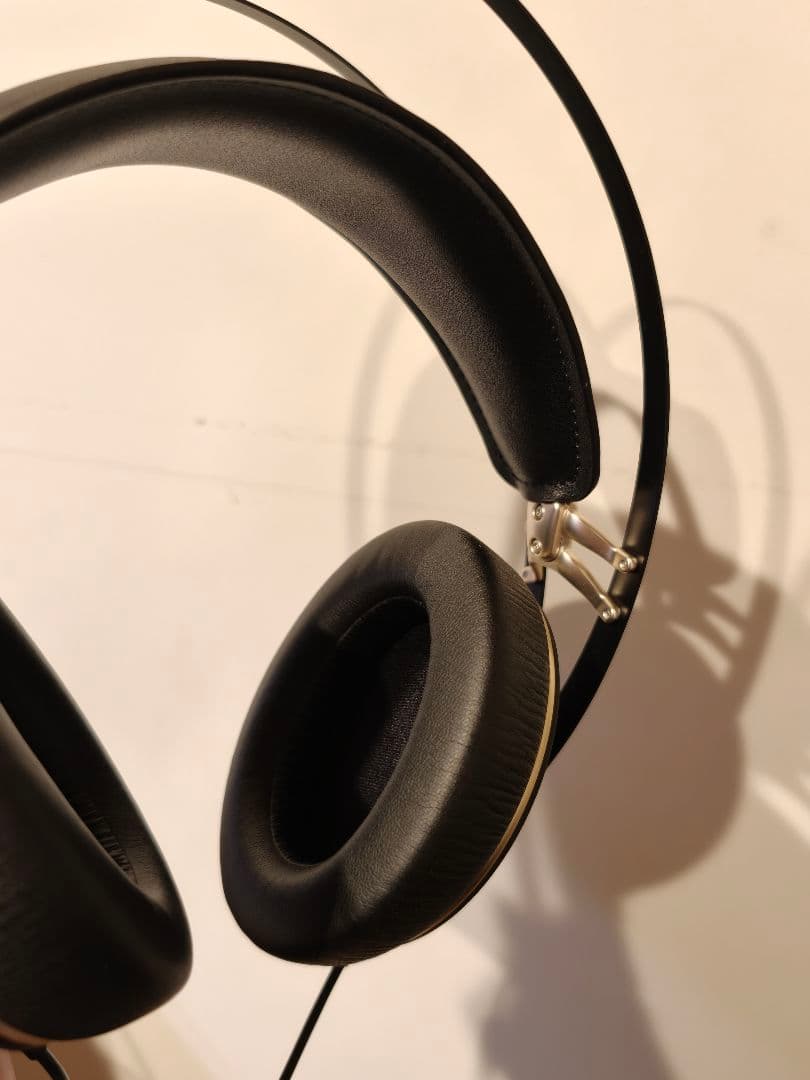 ヘッドホン MEZE 99 NEO