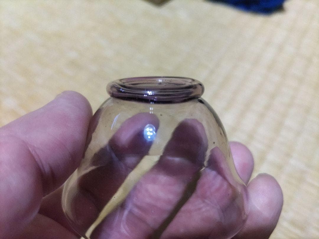 江戸硝子　吹きガラス　酒盃　紫　鉛ガラス　無傷
