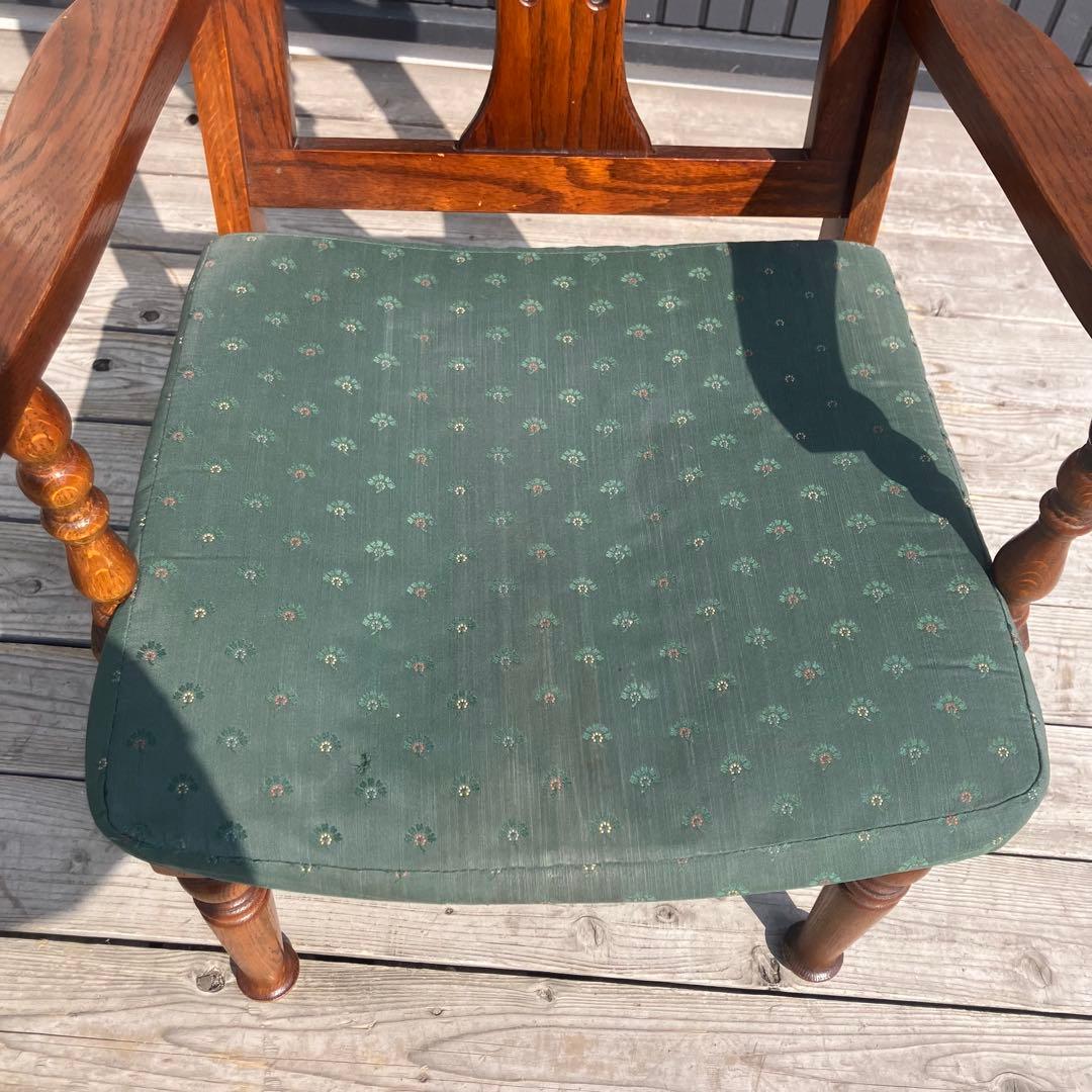 アンティーク 木製椅子 彫刻装飾 アームチェア ダイニングチェア ビンテージ