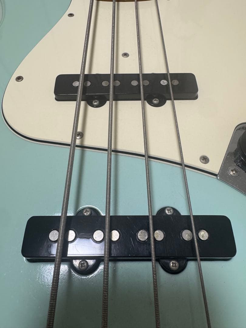 Edwards エレキベース ミントグリーン ストラップ付き