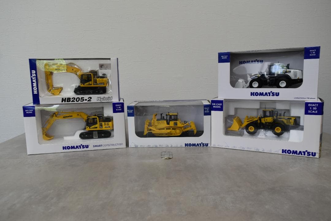 倫*郎様 KOMATSU 1/50ミニチュアセット