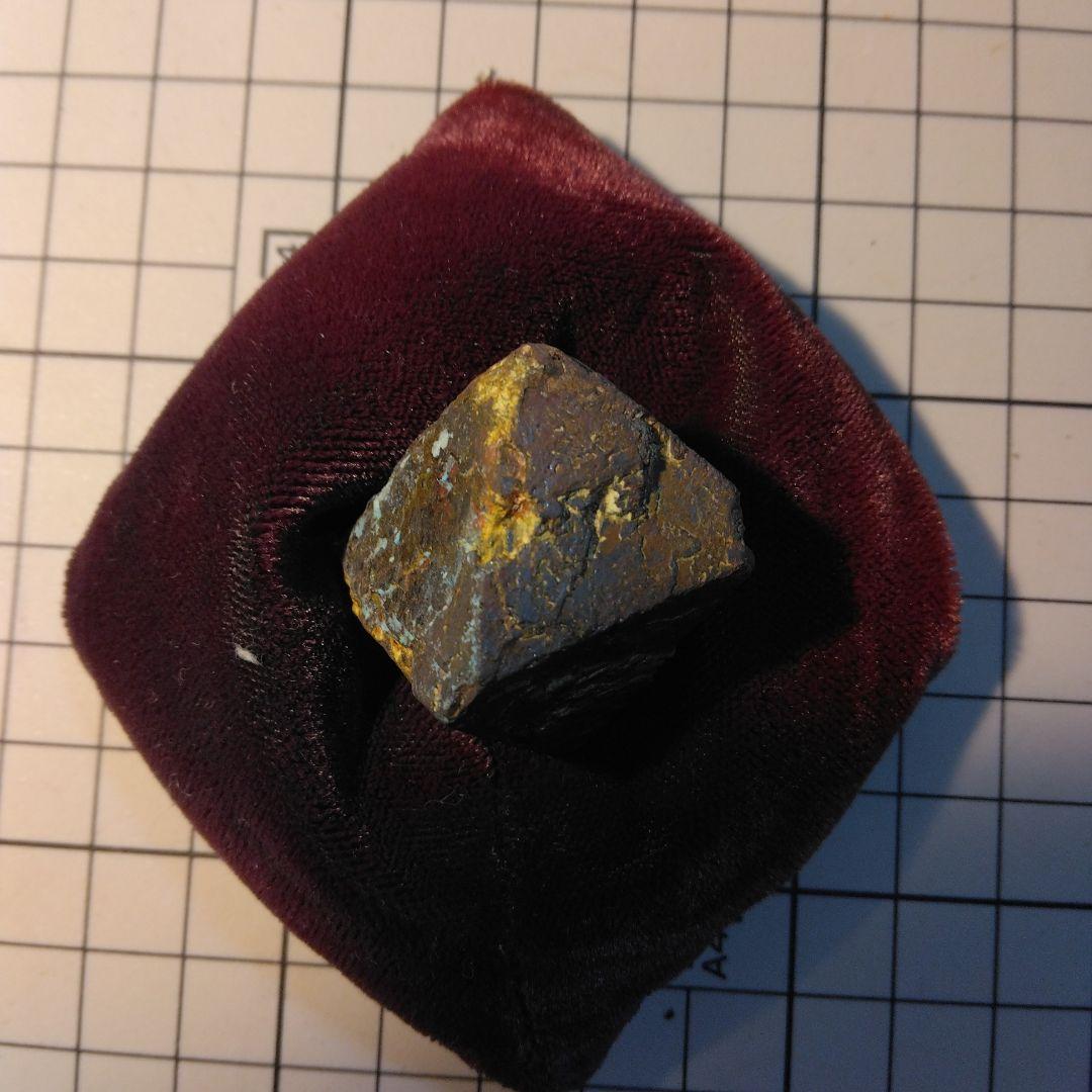 ①サンパイライト②黄鉄鉱③磁鉄鉱④赤鉄鉱⑤黄鉄鉱