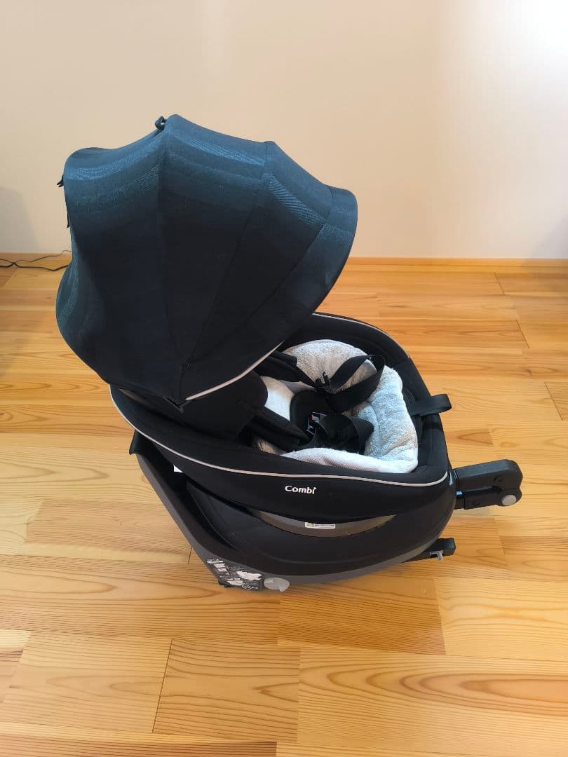 コンビ ホワイトレーベル クルムーヴスマート ISOFIX エッグショック 美品