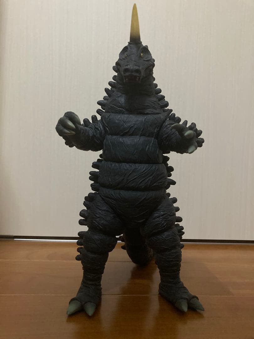 ウルトラマン　大怪獣シリーズ　ブラックギラス　レッドギラス