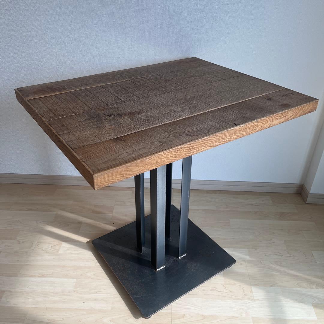 ビンテージテーブル カフェ　アイアン インテリア