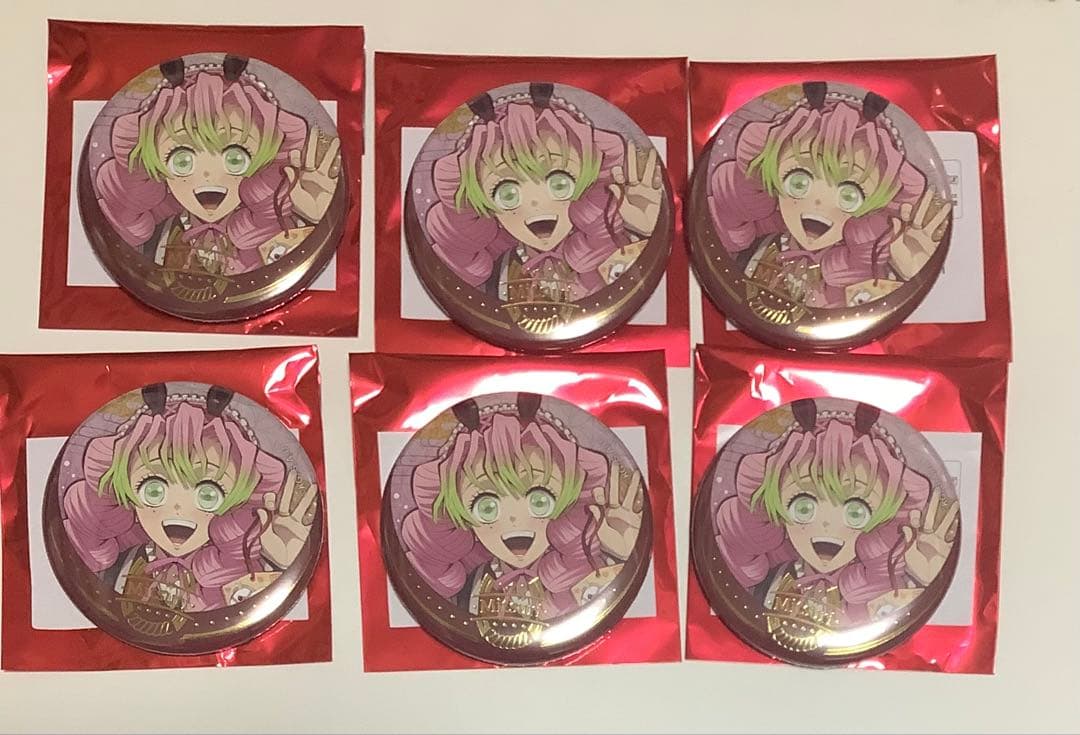 鬼滅の刃　ufotable 午年 箔押し缶バッジ 甘露寺蜜璃　伊黒小芭内　各6点