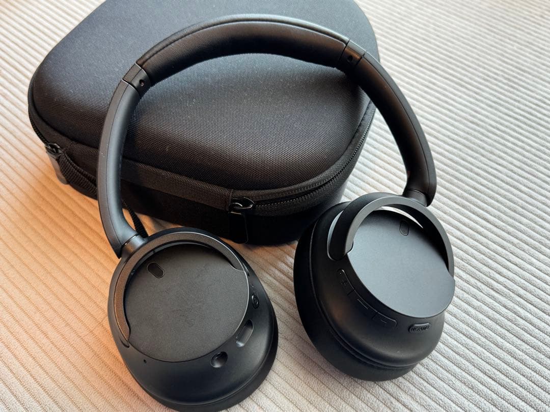 SONY WH-CH720N ワイヤレスヘッドフォン　美品　専用ケース付き