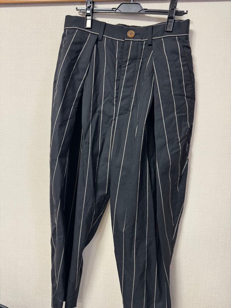 VivienneWestwood ヴィヴィアン、テーパードパンツ　46