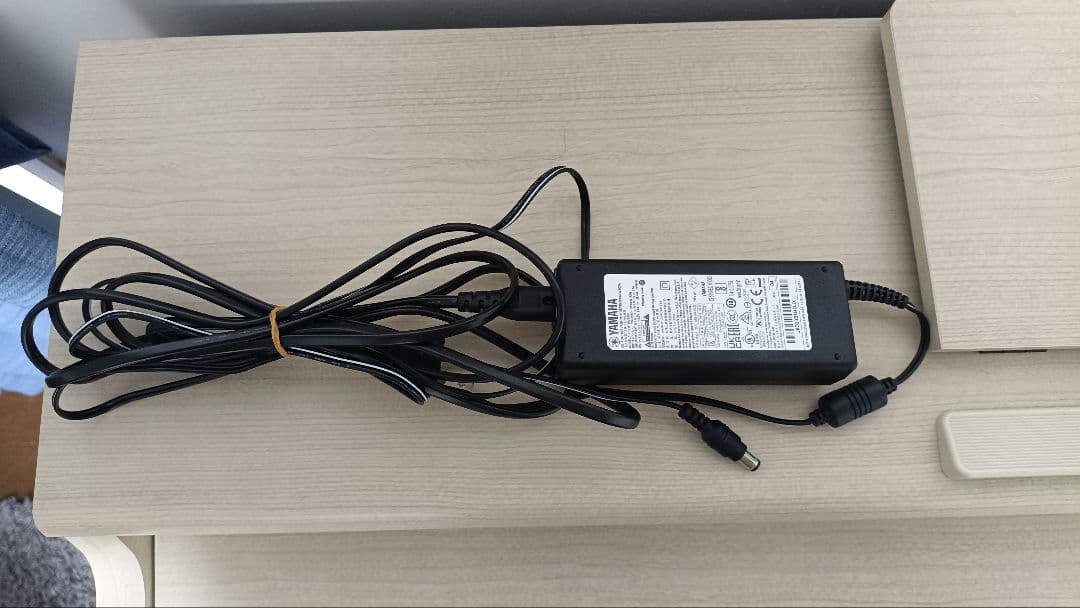 【現地引取】YDP-165WA 電子ピアノARIUS アリウス ホワイト配送不可