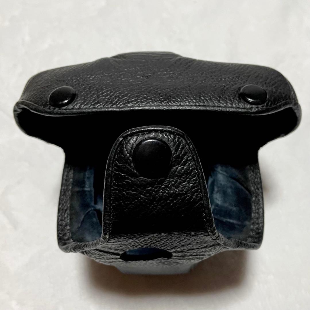 一眼レフカメラ オリンパスOM-INブラックカメラレンズ3本ストロボ等セット