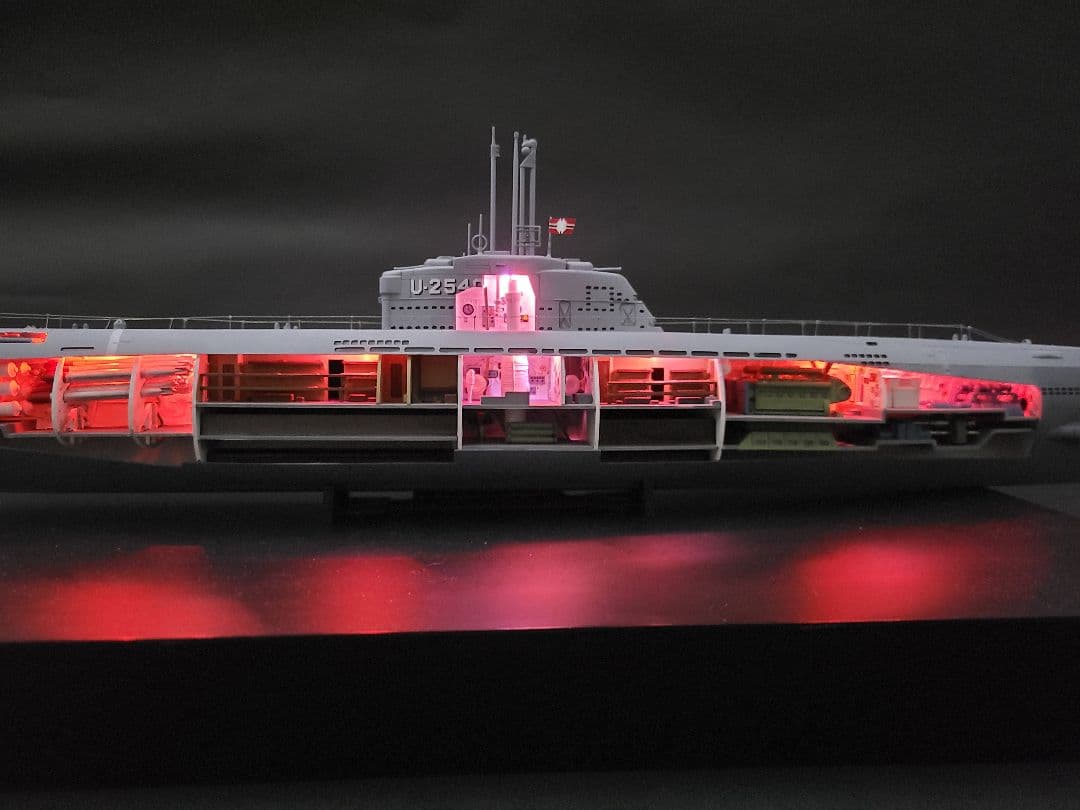 Uボート XXI型 U2540 LED仕様 完成品