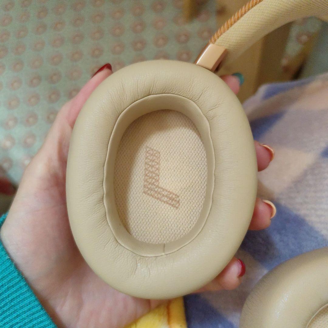 土日限定！！JBL ヘッドホン LIVE770NC サンドストーン