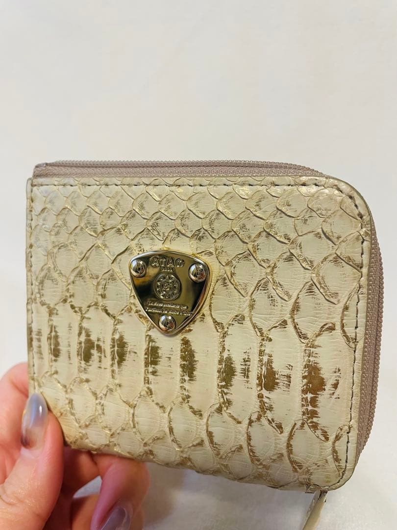 n*o様 【 美品✨️】ATAO ミリモ パイソンHAKU アイボリーゴールド箔