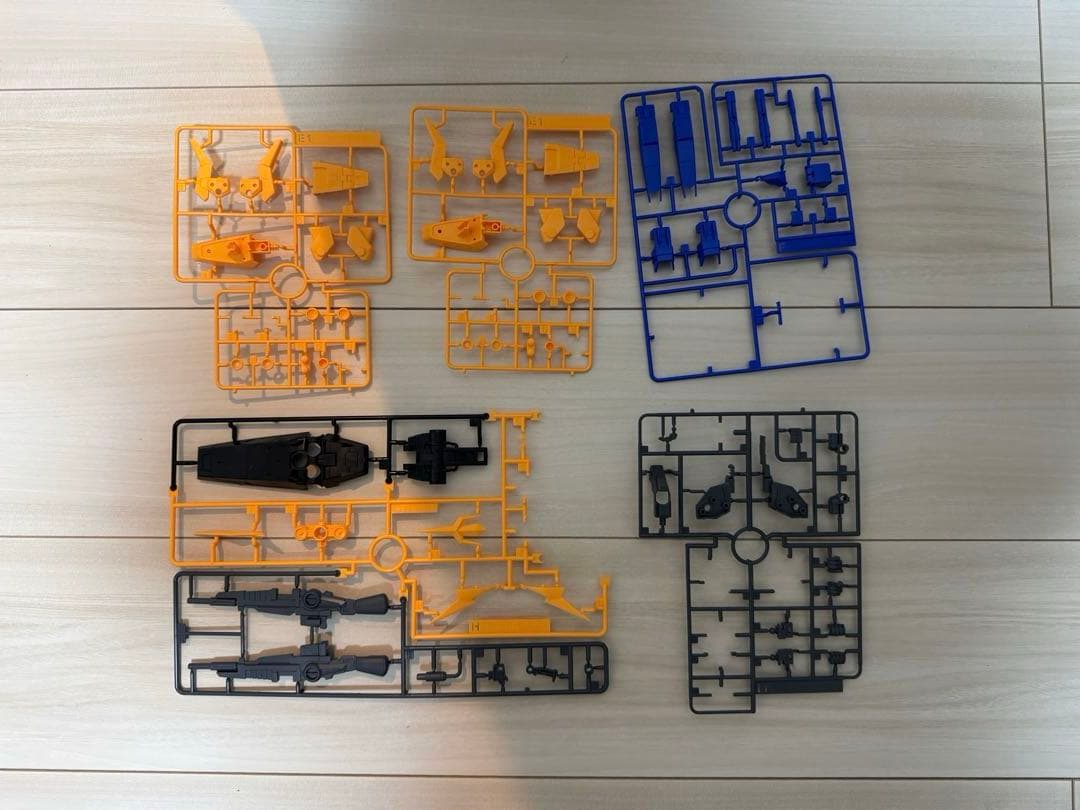 隆*山様 【ジャンク扱い】RE/100 1/100　ガンダムリンドヴルム　まとめ