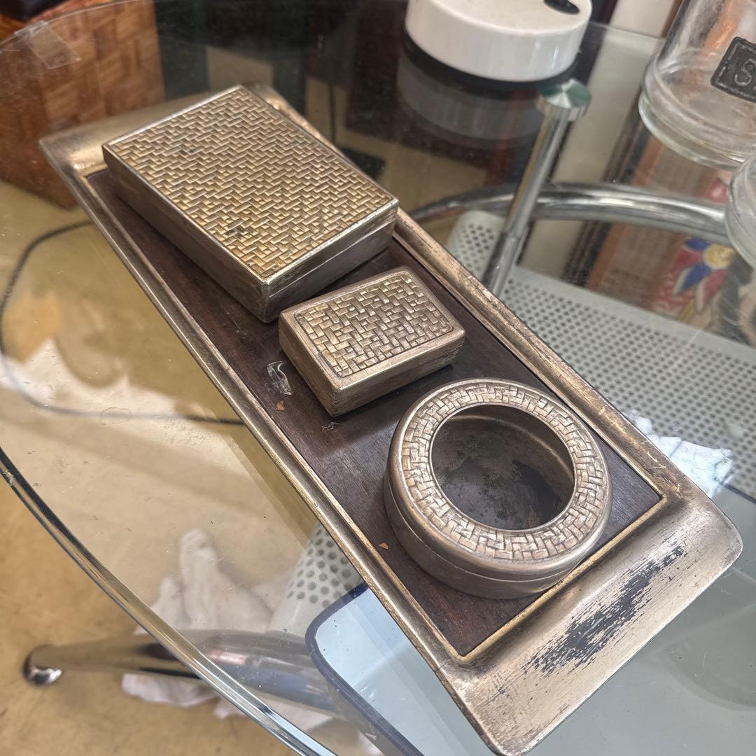 金属製編み目模様　タバコ盆