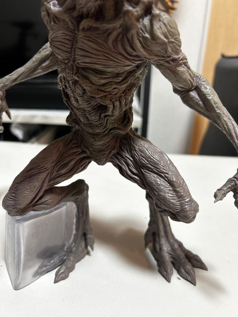 stranger things デモゴルゴン　おまけ付き