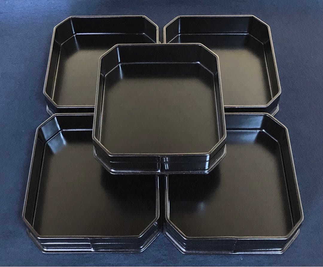 《R》輪島塗 黒真塗 縁高重 菓子器 木製漆器 木箱　251204お3