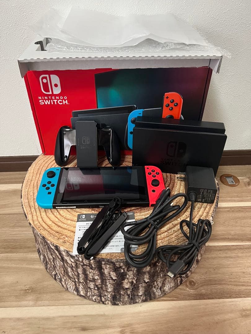 Nintendo Switch ニンテンドースイッチ本体　ネオン⑤