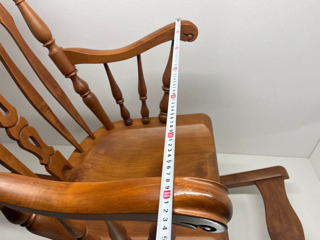 希少 木製 ロッキングチェアー 彫刻入 揺り椅子 ウッドチェア アームチェア