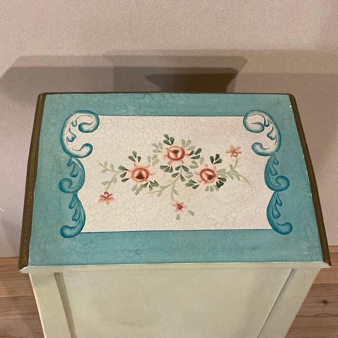 ロココ調 キャビネット 猫足 家具 収納 タンス インテリア おしゃれ かわいい