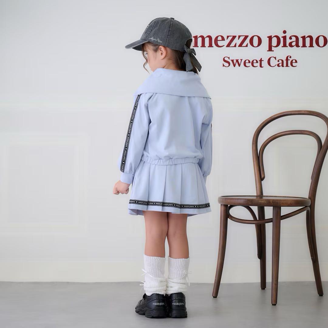 メゾピアノ新品新作タグ付きセーラーハーフZIP　ロゴラインスカパン　セット140