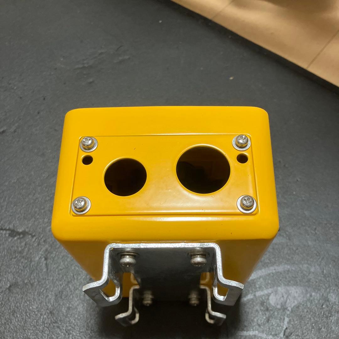 横断歩行者用ボタン 信号機