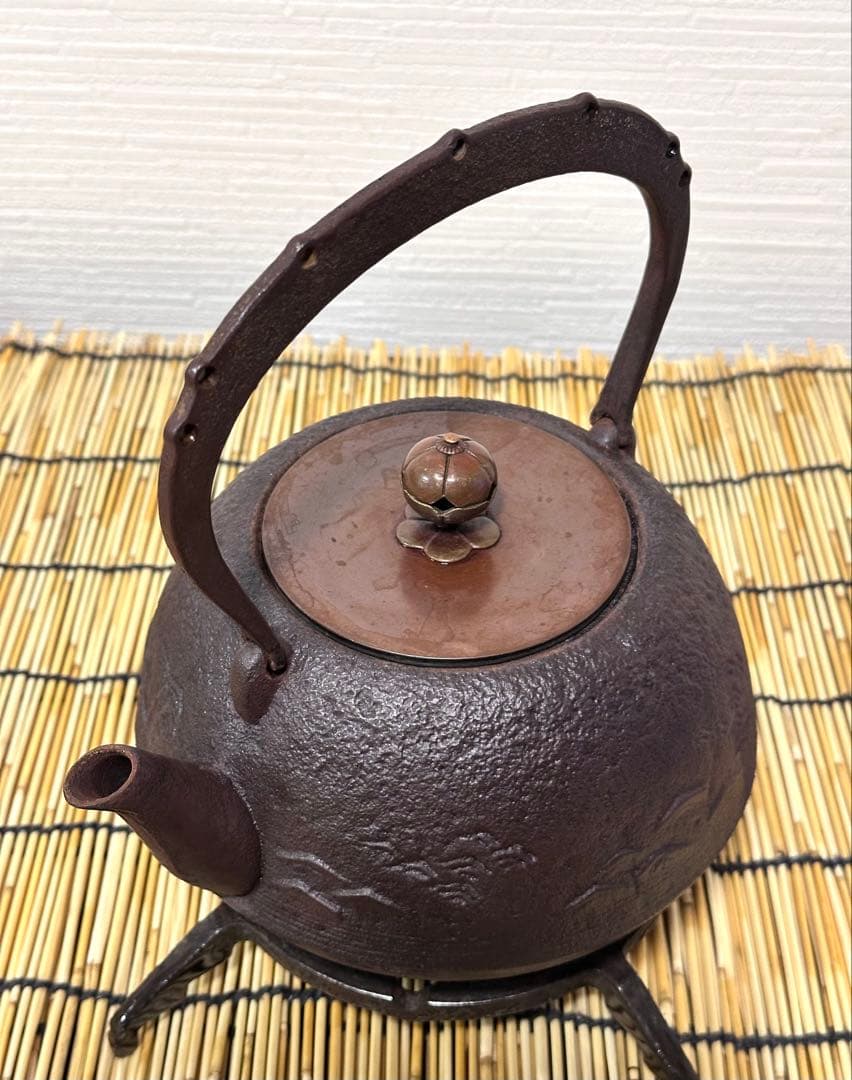 ＵＳＥＤ品、供箱、付属品付　岩手県奥州水沢幸工芸現代の名工佐藤勝久造馬蹄鉉波文